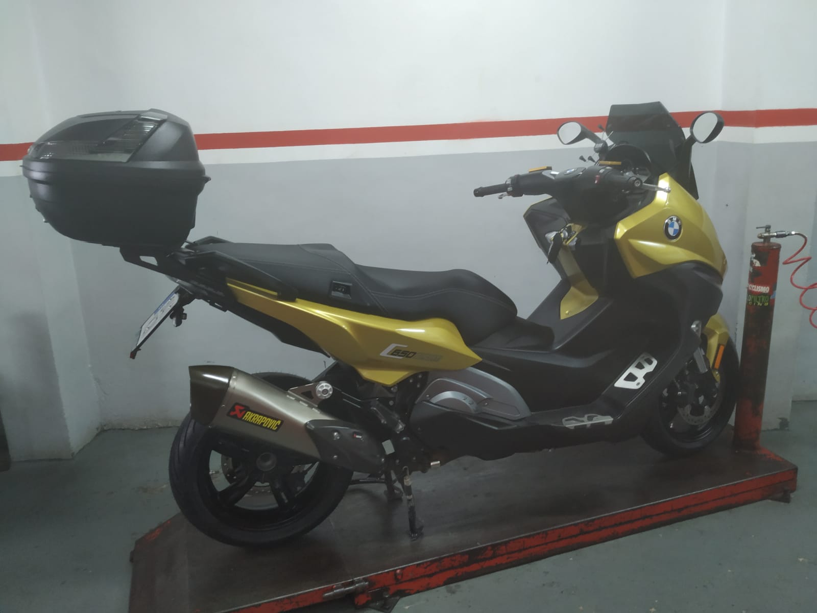 Moto 13