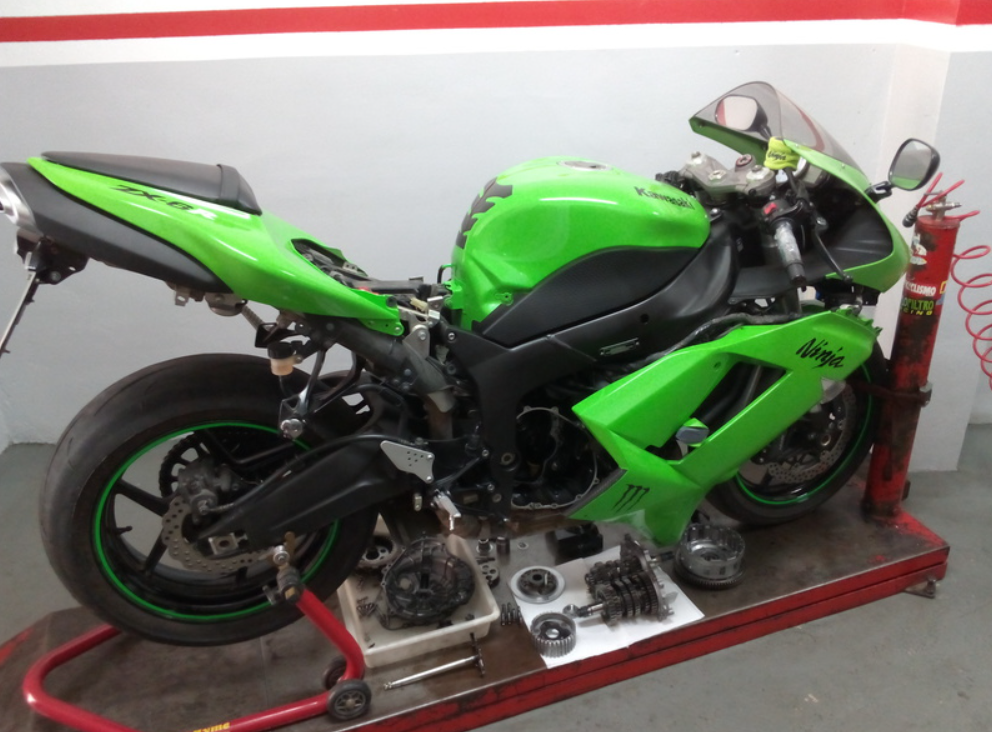 Moto 18